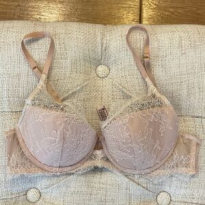Victoria's Secret Lace Bra in Blush